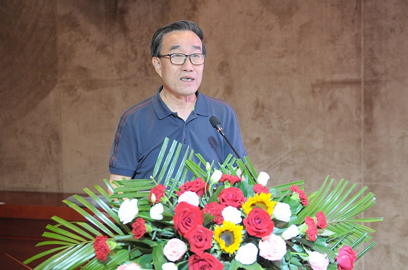 张德兴秘书长